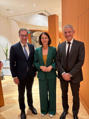 Regierungspräsident des Kantons Basel-Stadt Dr. Conradin Cramer, Vizepräsidentin des Europäischen Parlaments Dr. Katarina Barley, Bundesrat Beat Jans